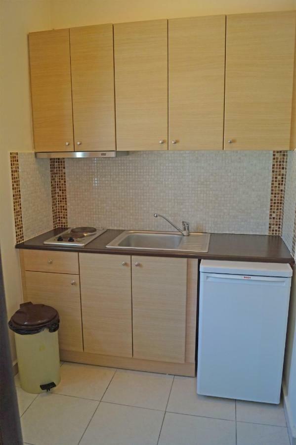 Pouliezos Koklanis Zante Apartments Alykes  Eksteriør billede